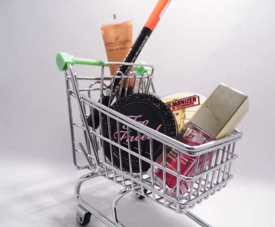 Vente de produits cosmétiques : comment attirer des clients sur votre site web ?