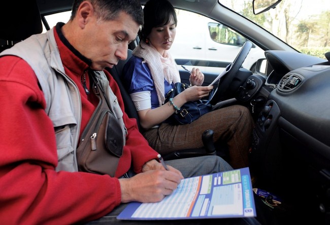 Surmonter l’échec à l’examen du permis de conduire : conseils et stratégies pour rebondir