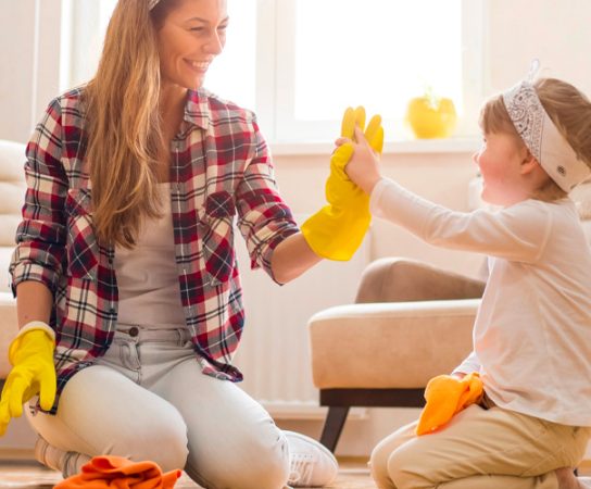Comprendre et guider : l’importance des psychologues spécialisés dans le travail avec les enfants