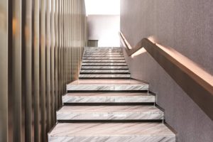 Zoom sur les différents types d’escalier en marbre