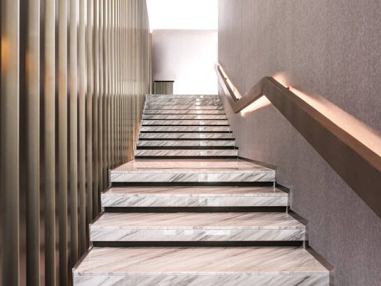 Zoom sur les différents types d&rsquo;escalier en marbre