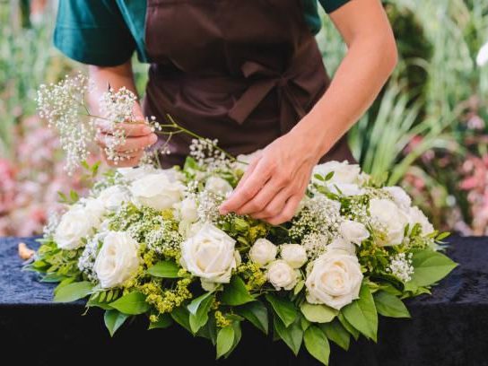 Les meilleures compositions florales pour des funérailles