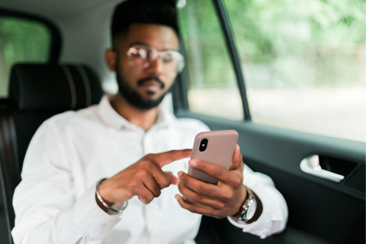 5 applications incontournables pour faciliter vos déplacements en taxi