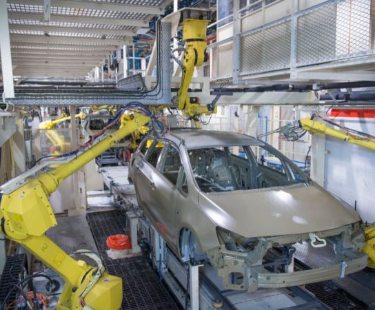 Les innovations technologiques qui révolutionnent l&rsquo;industrie des pièces automobiles