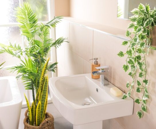 Aperçu des matériaux à choisir pour une salle de bain durable et résistante