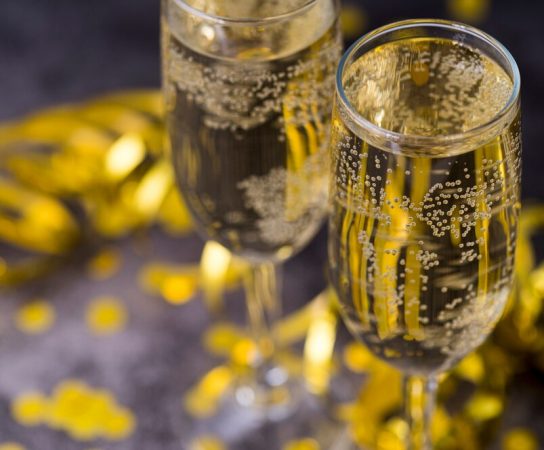 Cocktails Fizz : Explorez l&rsquo;effervescence avec nos boissons pétillantes