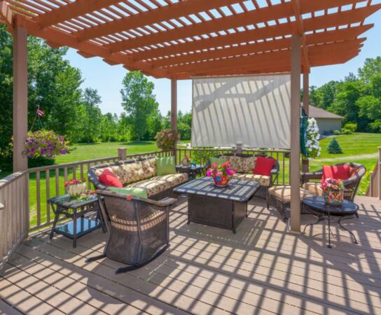 Les différents styles de pergolas en bois : trouvez celui qui vous convient