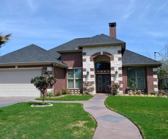 Aménagement de chemin d’accès : les solutions durables pour une entrée soignée