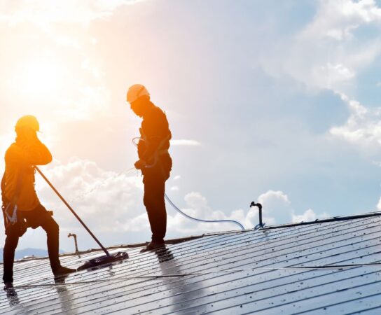 Entretien durable de la toiture : Les gestes éco-responsables