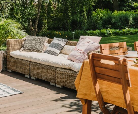 10 Idées originales pour un salon de jardin qui reflète votre personnalité et vos passions