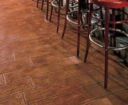 Intégrer le béton estampé dans vos projets intérieurs : une tendance durable et esthétique