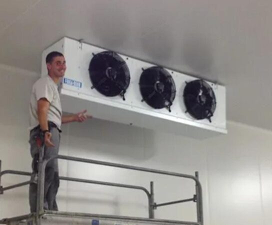 Maintenance des équipements de froid commercial : préservez vos installations plus longtemps