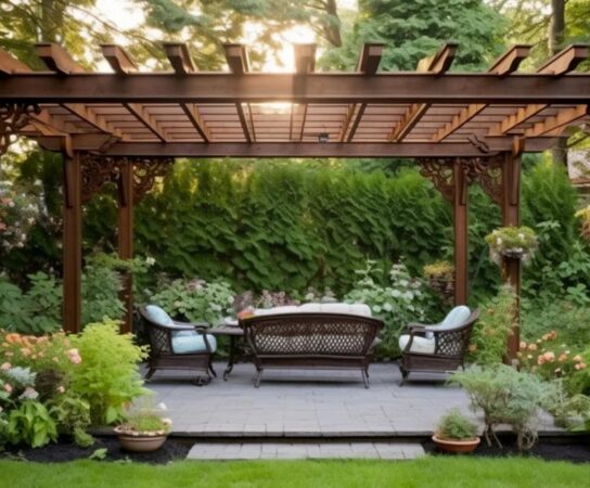 Transformer votre jardin avec une pergola sur mesure : Guide pratique