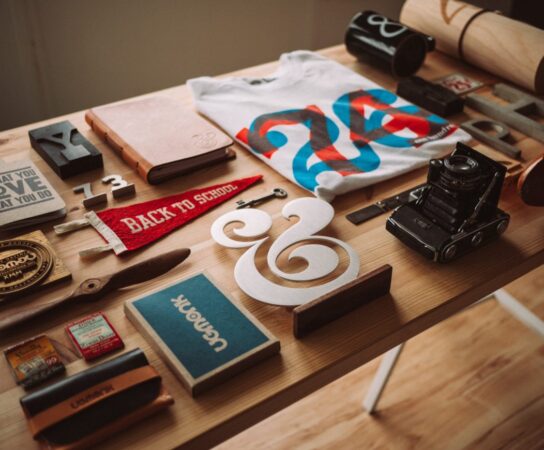 Personnaliser vos objets du quotidien : astuces et tendances