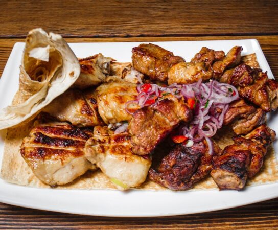 Kebab : secrets pour préparer une viande tendre et savoureuse