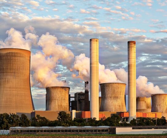 Électricité industrielle : conseils pour optimiser vos installations