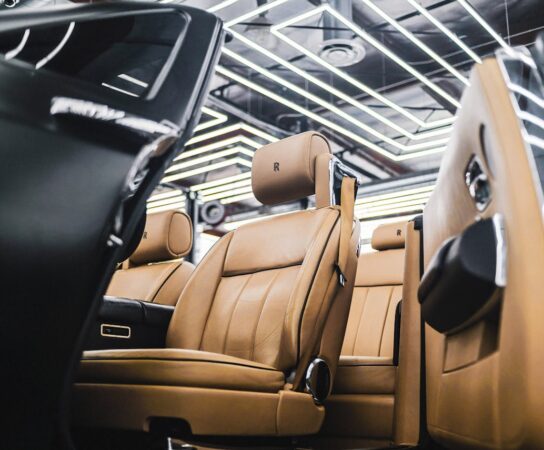 Aménagement intérieur de voiture : pourquoi recourir à un professionnel ?