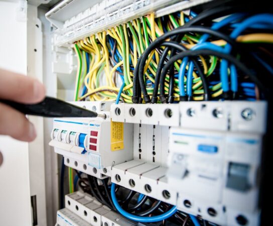 Remise au norme : quand est-ce nécessaire pour votre maison ?