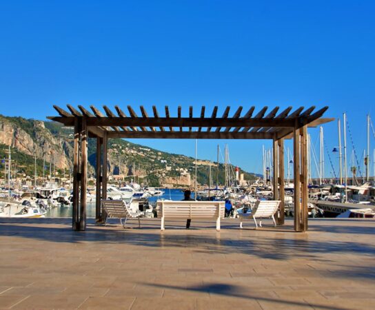 Pergolas : comment lui redonner son éclat ?