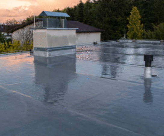 Étanchéité d’un toit-terrasse : la protection essentielle de votre bâtiment