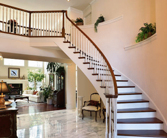 Pose d’escaliers sur mesure : design et fonctionnalité au cœur de votre intérieur