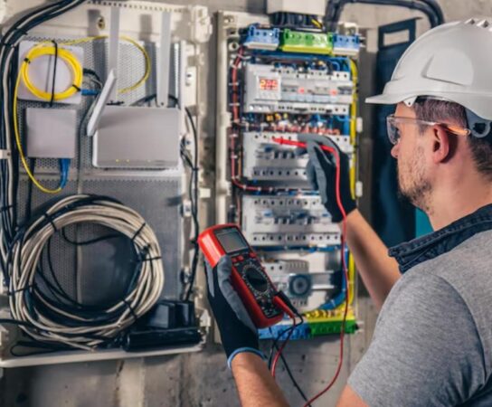 Installation électrique : sécurité et performance pour vos bâtiments