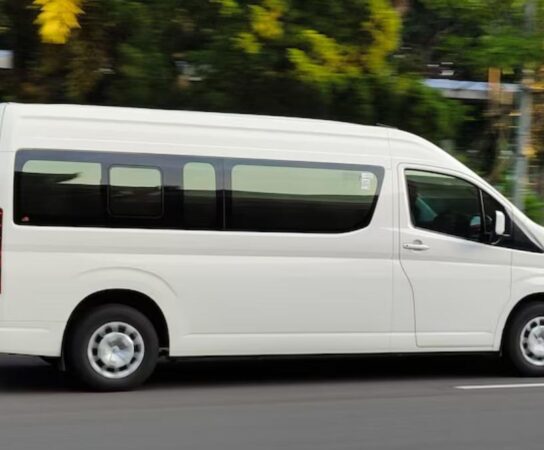 Location de mini-bus : la solution idéale pour vos déplacements de groupe