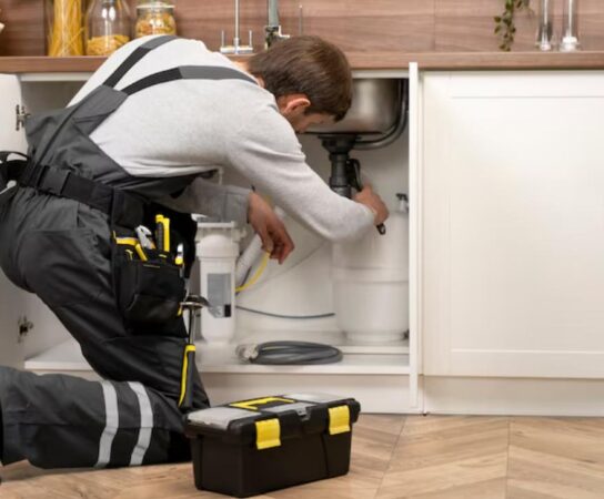 Ingénieurs en plomberie : pourquoi leur expertise change tout sur un chantier ?