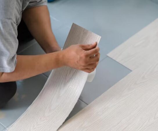 Revêtement de sol PVC : le choix malin pour un intérieur durable et stylé