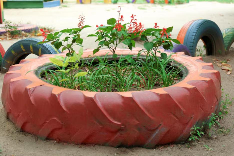 Le recyclage créatif au service de votre jardin : nos astuces