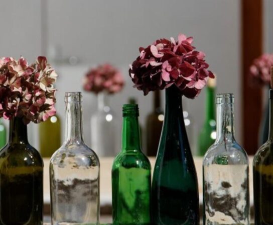 Recyclage créatif : ne jetez plus vos bouteilles en verre