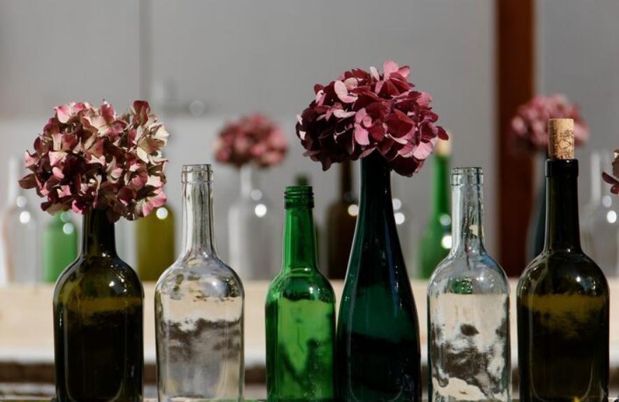 Recyclage créatif : ne jetez plus vos bouteilles en verre