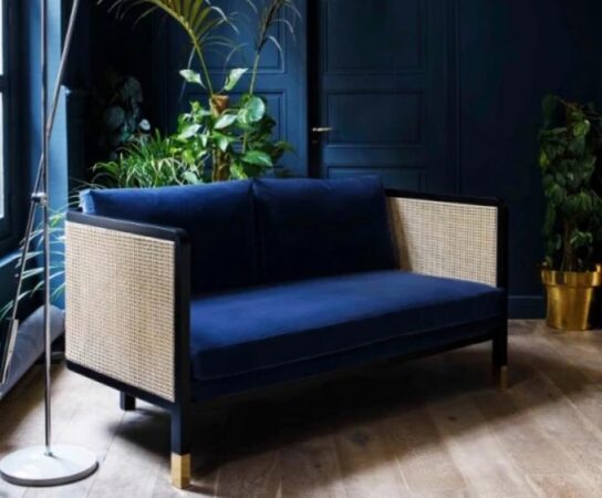 Comment customiser un meuble basique pour un look design ?