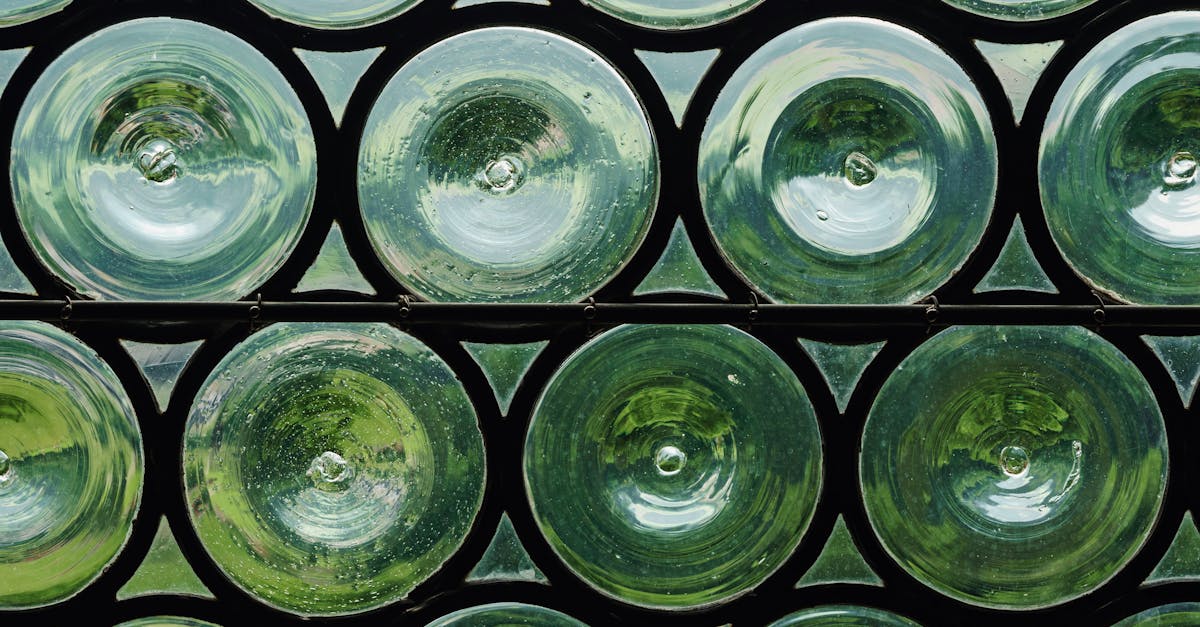 découvrez le recyclage créatif : des idées innovantes pour transformer vos déchets en objets utiles et artistiques tout en préservant l'environnement.