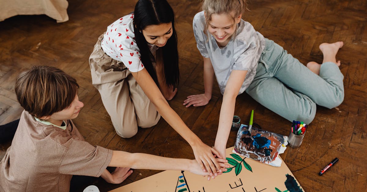 découvrez des projets créatifs de recyclage pour transformer vos déchets en objets utiles et décoratifs. idées innovantes et astuces écologiques pour un mode de vie durable.