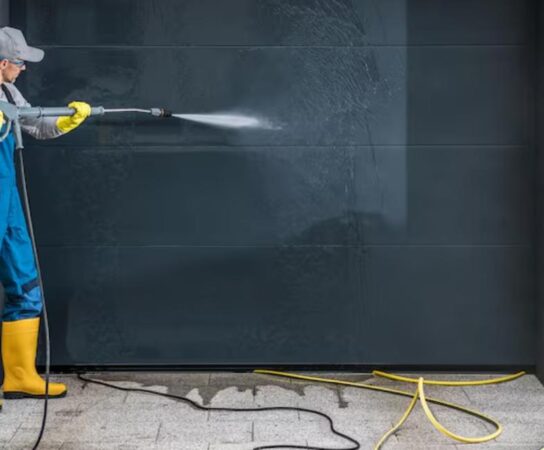 Nettoyage à haute pression : régler la pression sans abîmer le support
