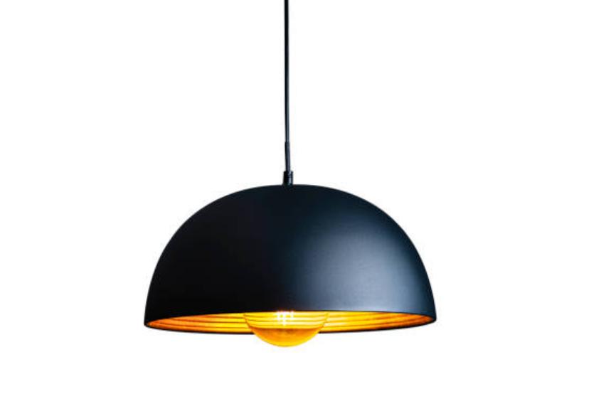 La suspension gamelle, l&rsquo;icône du luminaire industriel