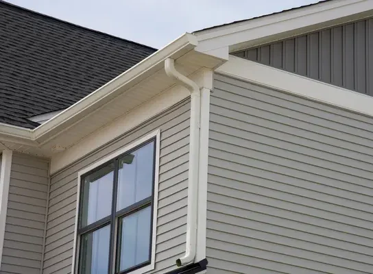 Quel profil de bardage métallique choisir pour moderniser une façade industrielle ?