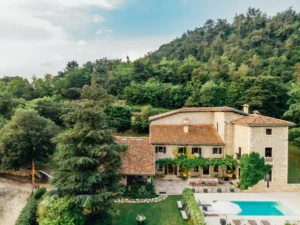 Les 10 points de maintenance préventive à vérifier avant l&rsquo;ouverture de votre gîte