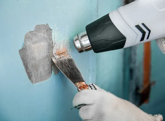 Décaper un vieil IPN avant peinture antirouille