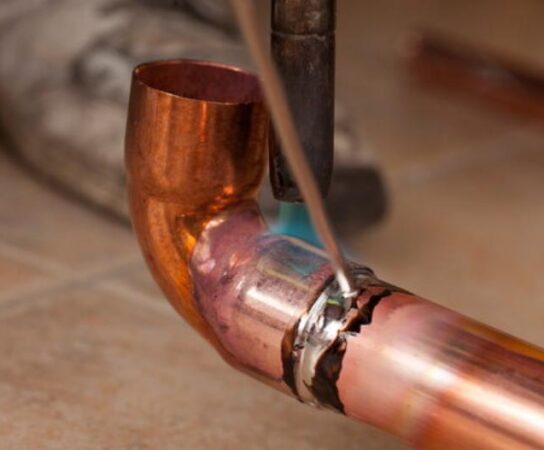 Brasage tuyaux cuivre : astuces pour plomberie sanitaire réussie