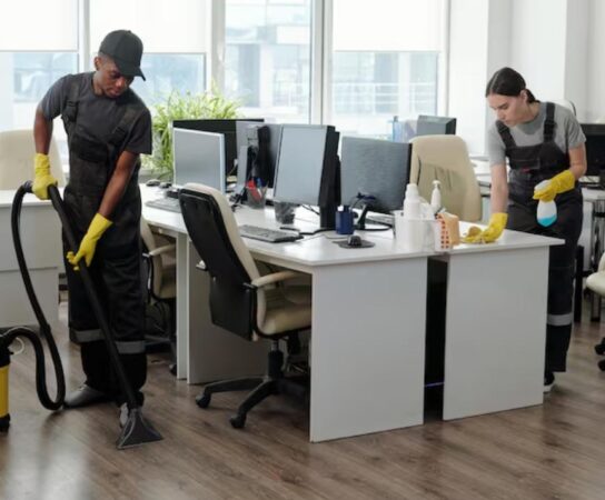 Nettoyage industriel : hygiène des locaux et productivité des salariés