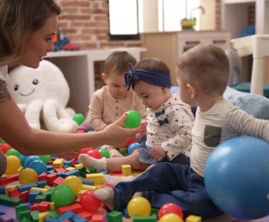 S’investir dans une crèche parentale pour la garde d’enfant