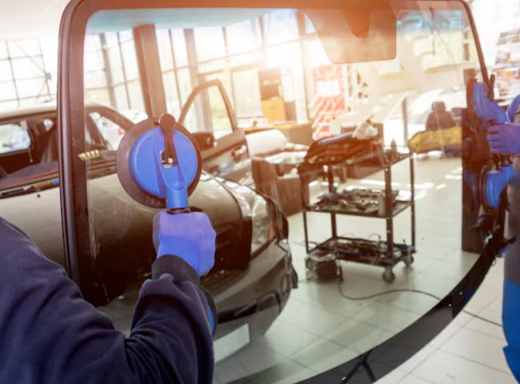 Recyclage automobile du verre : pare-brise et vitres latérales