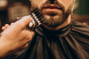 Barbier à domicile : le nouveau luxe masculin