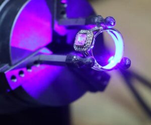 Gravure mécanique 3D pour bijoux et médailles