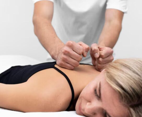 Massage cardiaque : seul ou à deux, comment s’organiser ?