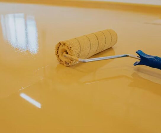 Peinture industrielle époxy sans solvant : travailler en espace confiné