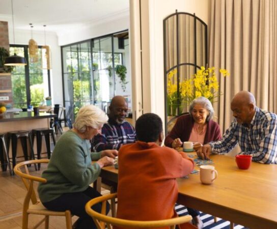 Confort de vie : trouver une résidence pour personnes âgées semi-autonomes