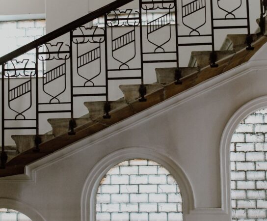 Escalier : Fixer une contremarche qui bouge
